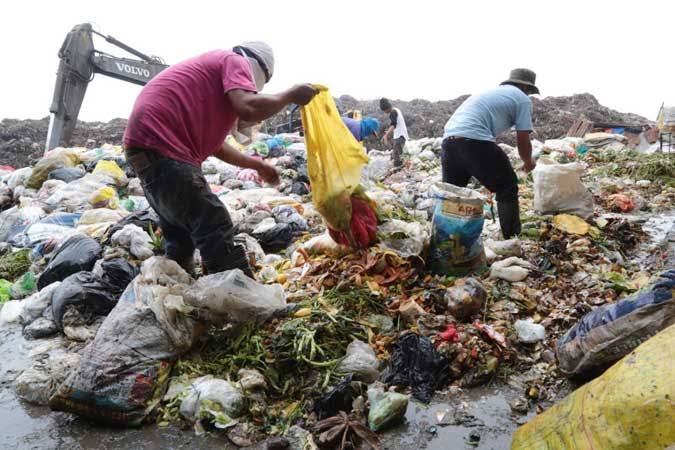 Ogun community cry out for relocation of dump, alleges health, security risks