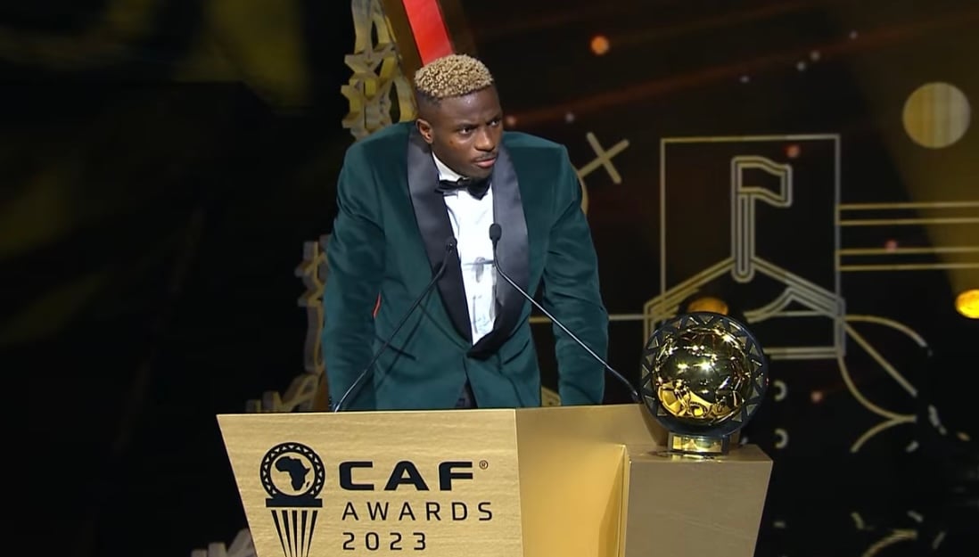 Victor Osimhen receiving his 2023 CAF men's player of the year award