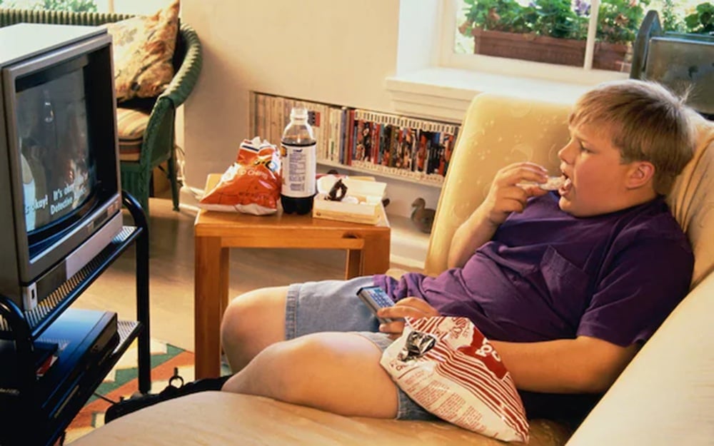 Child obesity: UK bans junk food adverts on TV, online